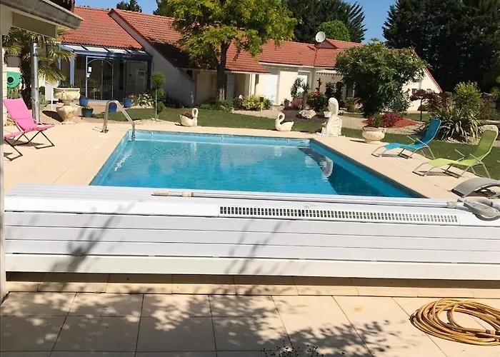 Lagalerne 3* Neuville-de-Poitou